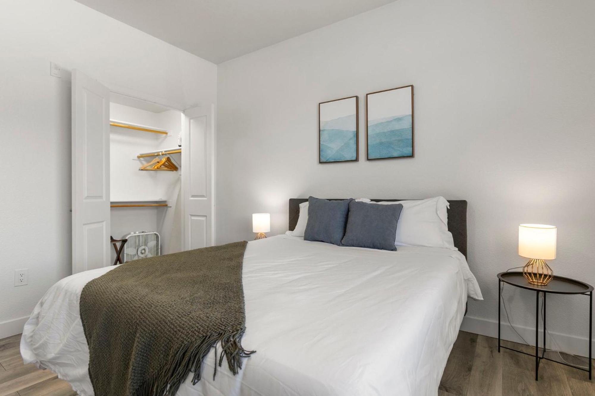 Cozysuites Glendale By The Stadium W Pool! 11 Екстериор снимка
