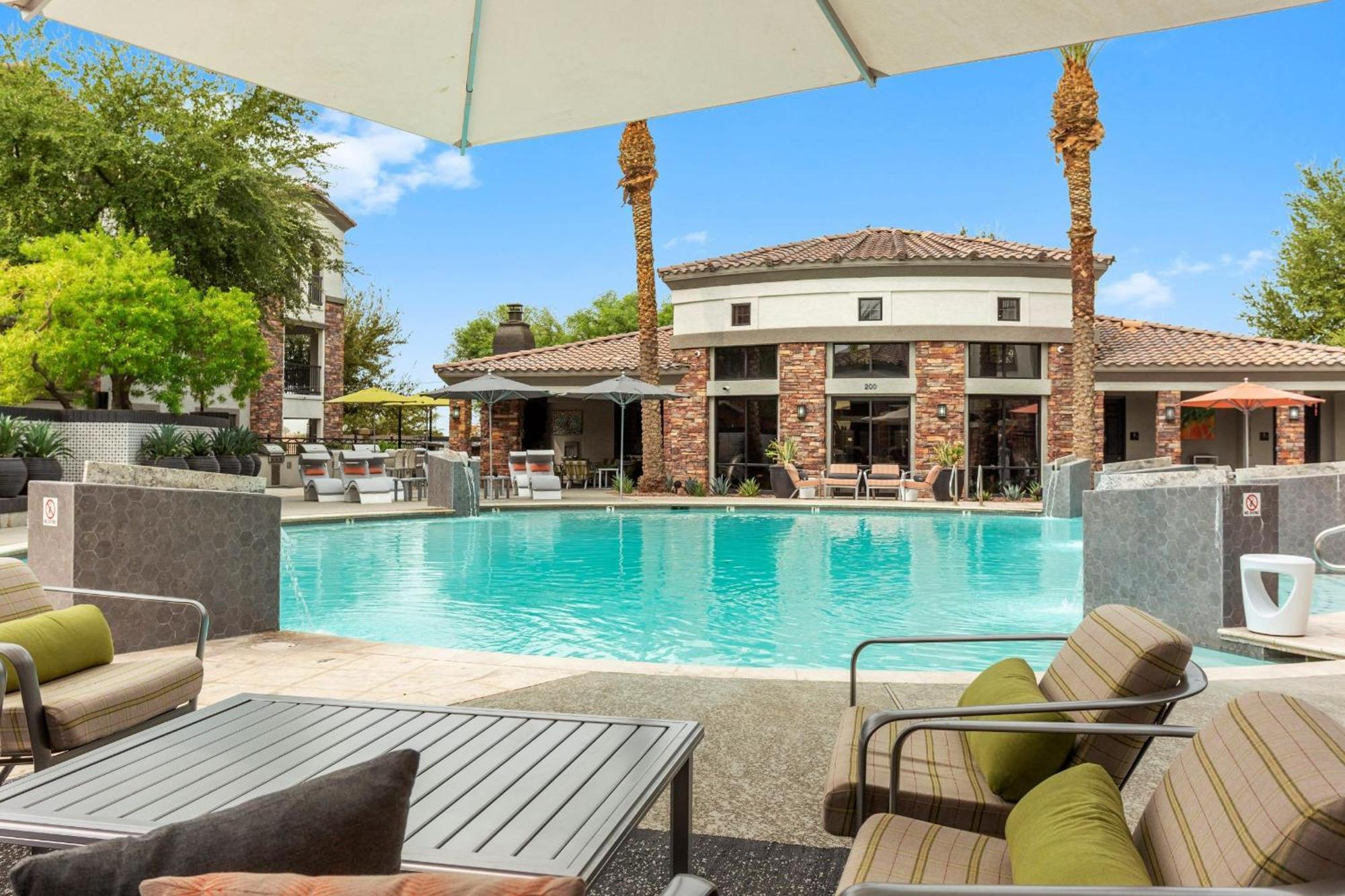 Cozysuites Glendale By The Stadium W Pool! 11 Екстериор снимка