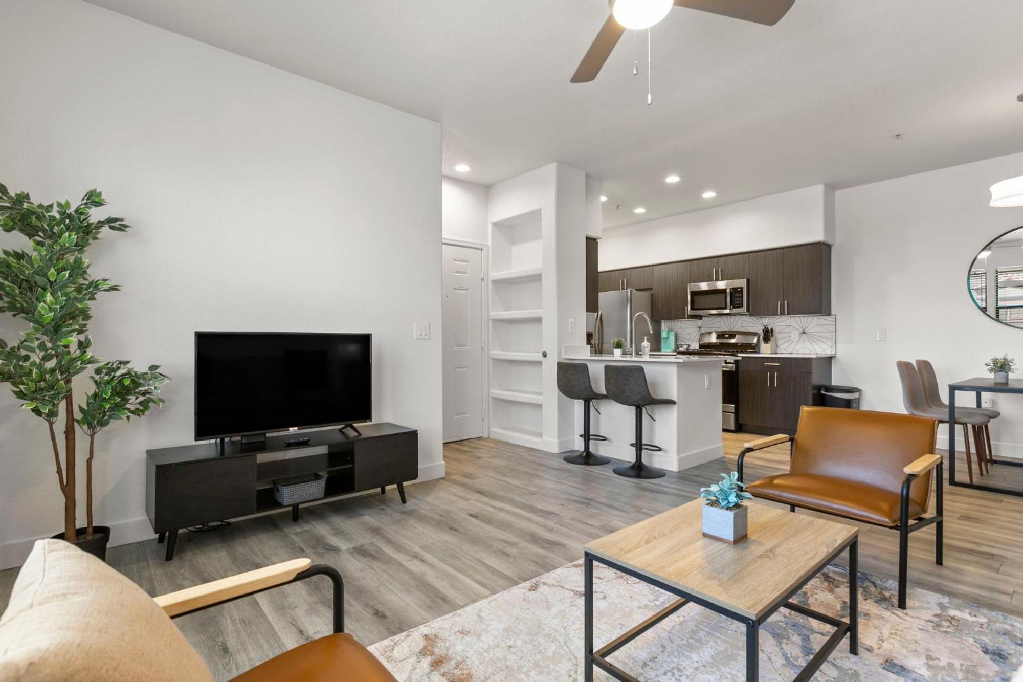 Cozysuites Glendale By The Stadium W Pool! 11 Екстериор снимка